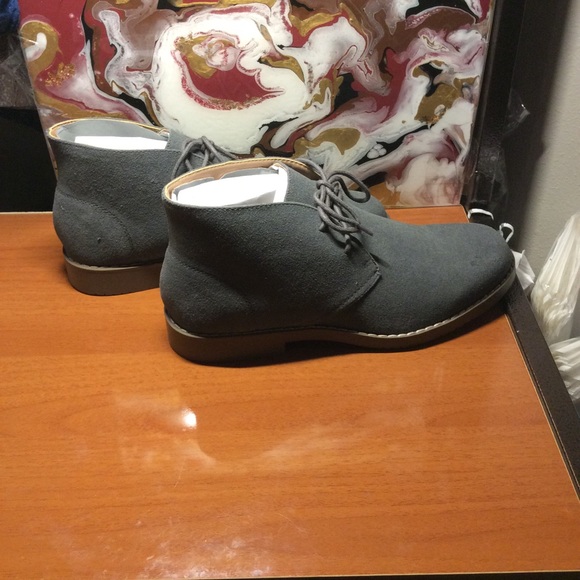 NWT Men's "Chukka" Suede Shoes - Picture 3 of 8